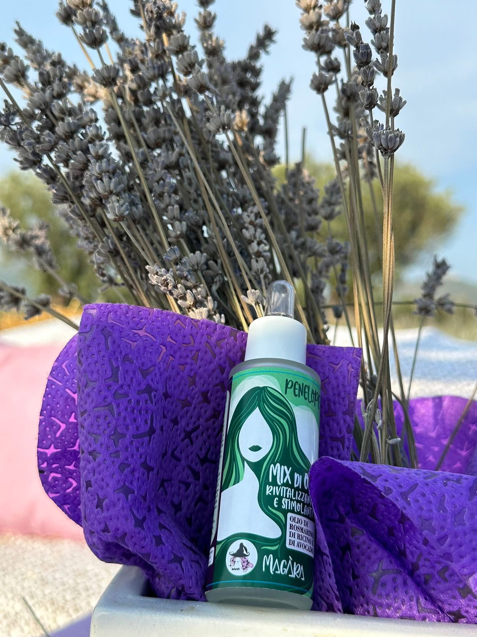 Penelope: mix di oli per favorire la crescita dei capelli