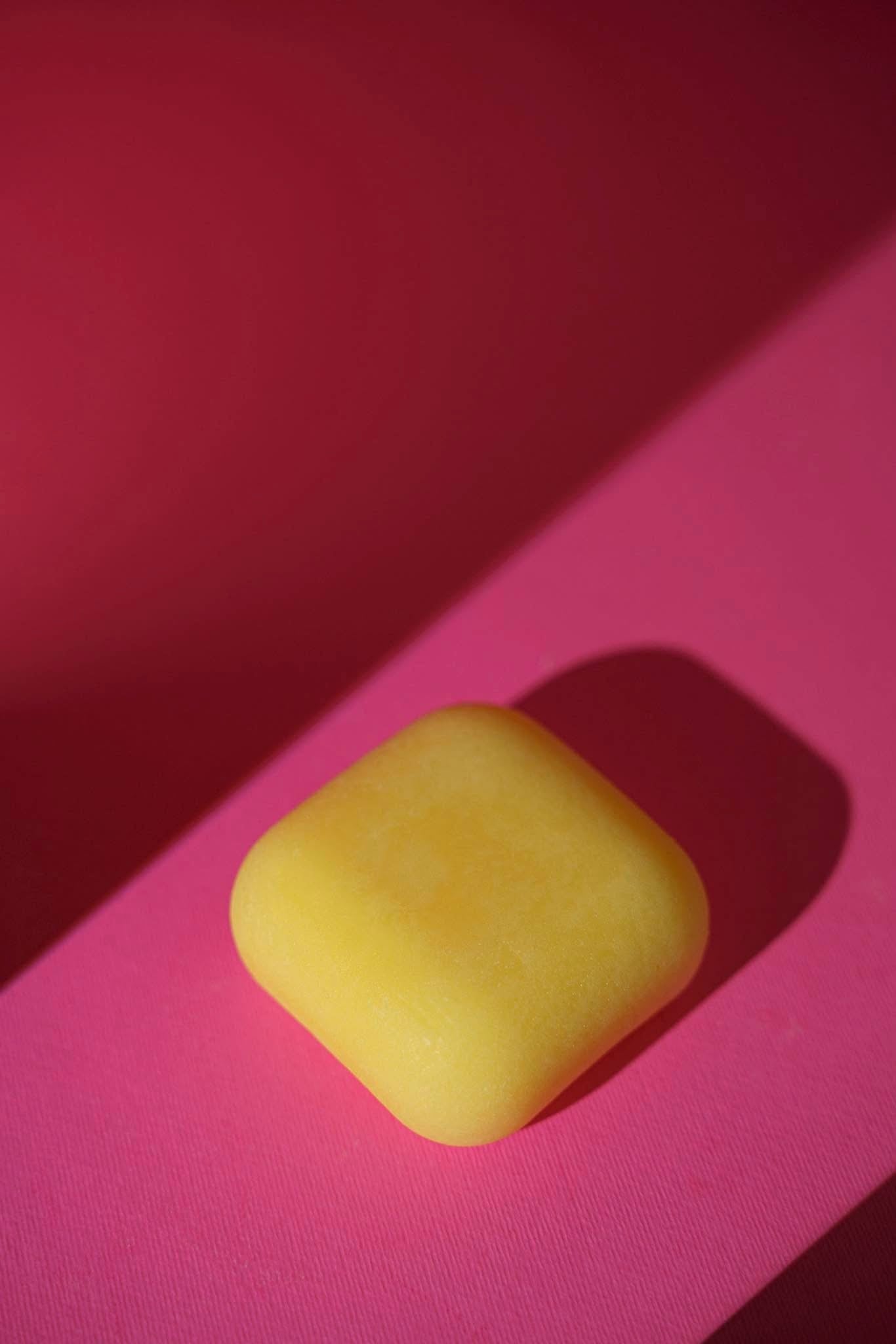 Come utilizzare lo shampoo solido