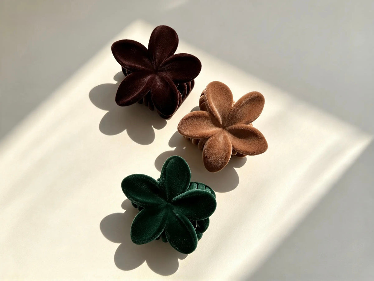 Pinza floreale velluto