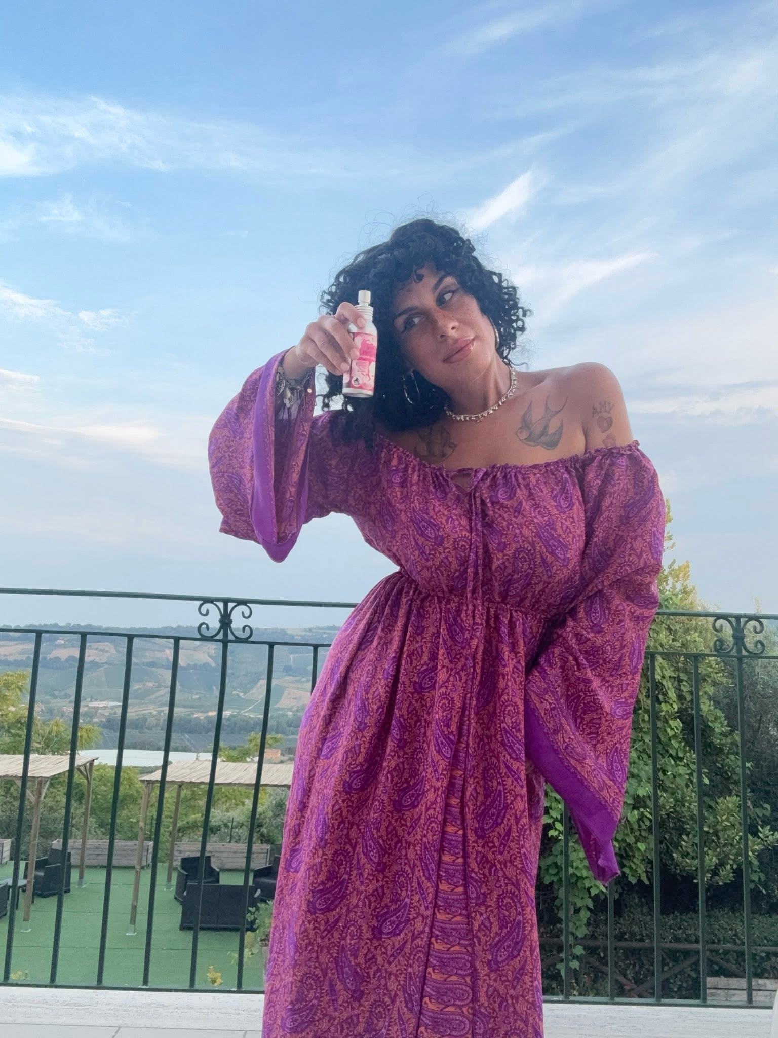 Dafne: lo spray alla cheratina vegetale per capelli forti e lucenti