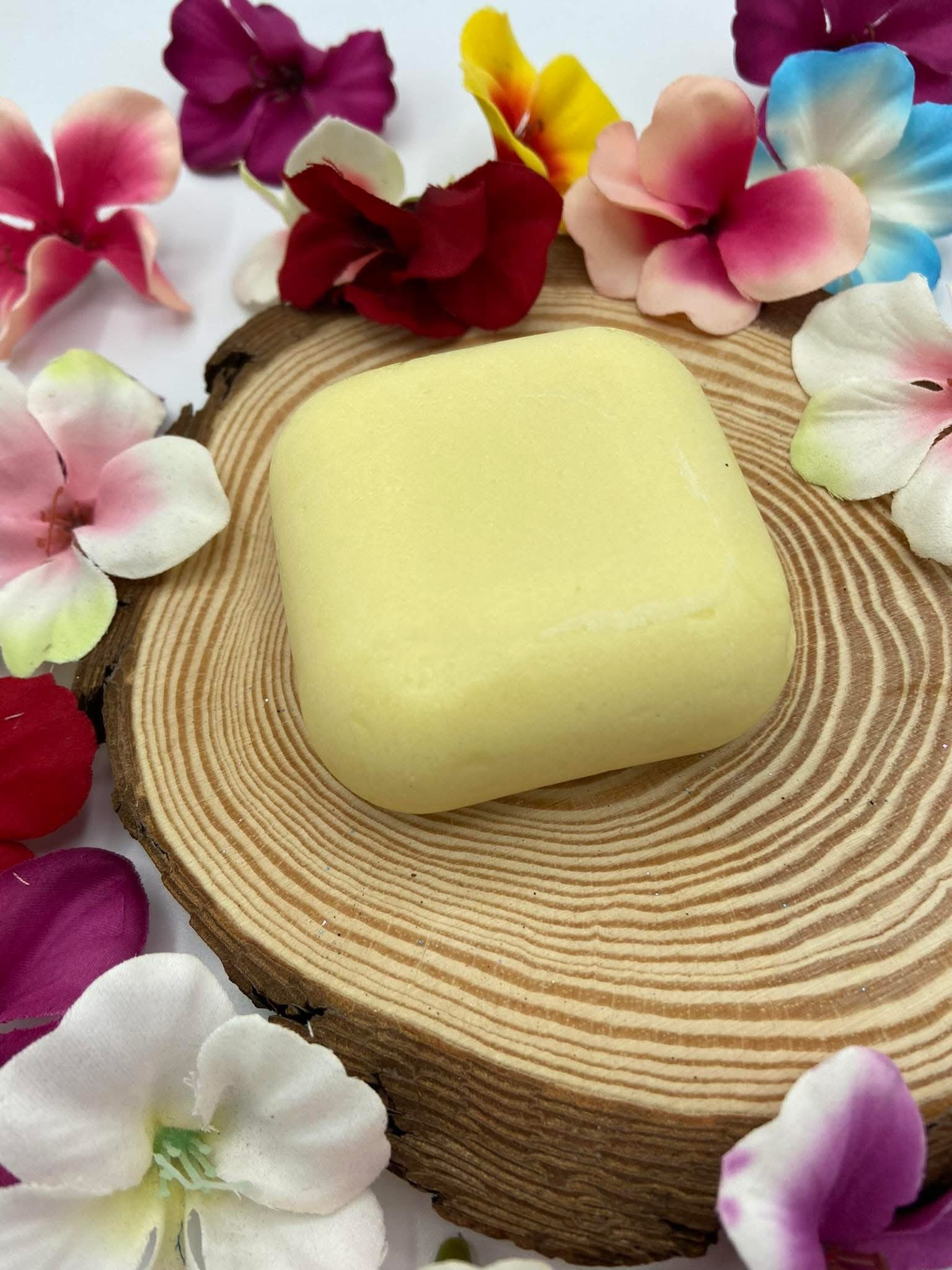 Come utilizzare lo shampoo solido Artemisia